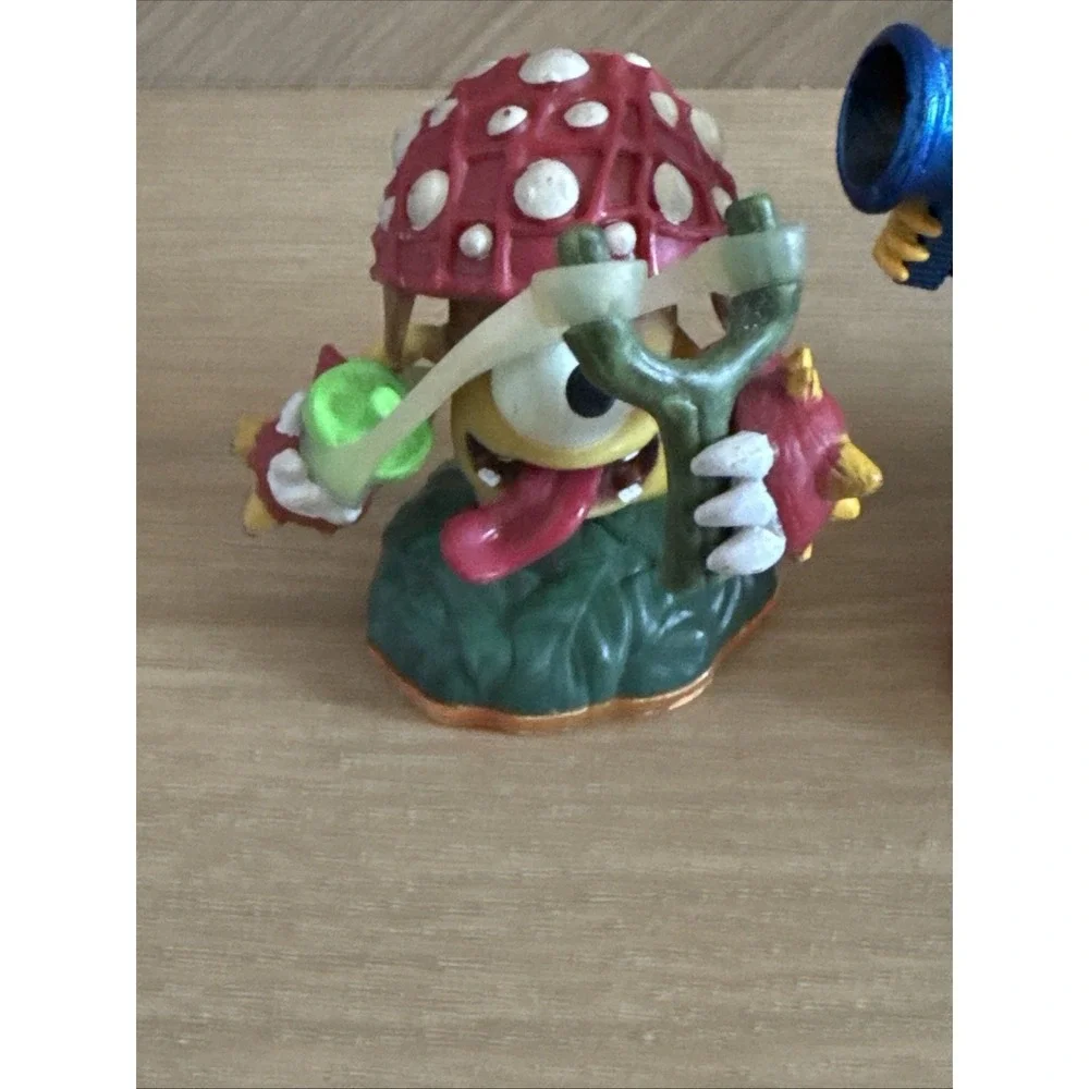 Lot Of 4 Skylanders Video Game Figure Activision‎